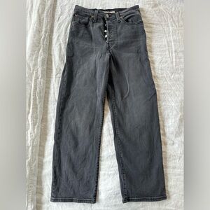 Levi’s Ribcage Straight Ankle jean.